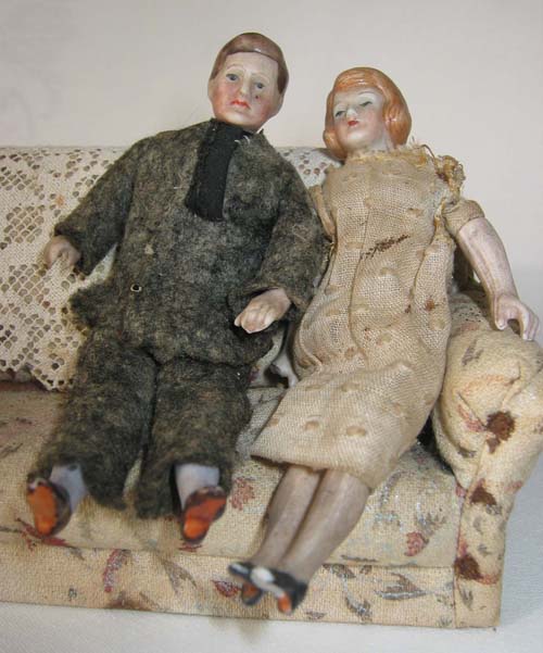 dollhousecouple
